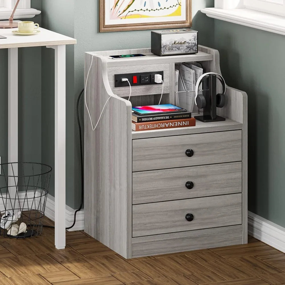 Modern Morocco Nightstand with Charging Station - Minimalist Bedroom Furniture with Engineered Wood