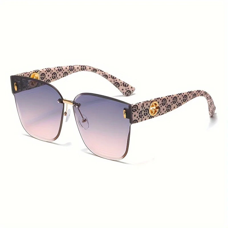 Fashionable  women's sunglasses