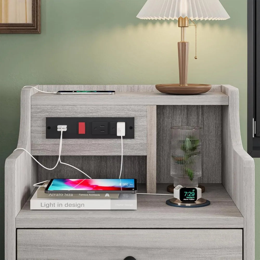 Modern Morocco Nightstand with Charging Station - Minimalist Bedroom Furniture with Engineered Wood